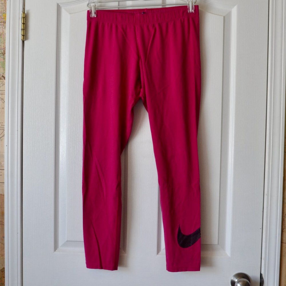 Pink Nike Leggings